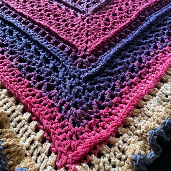 CROCHET SQUARE LAP/BABY BLANKET - Picture 4 of 4